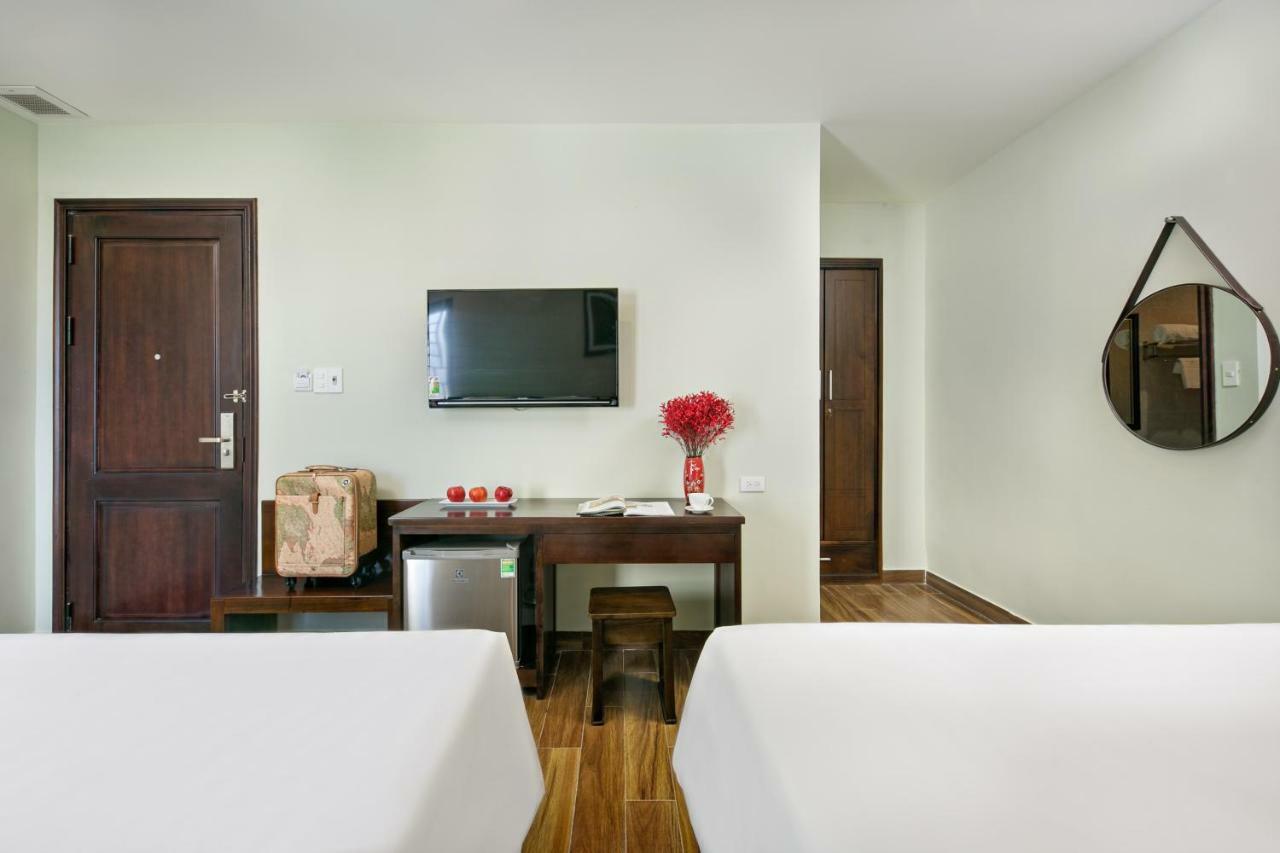 Celina Hotel & Apartment Da Nang Exterior photo