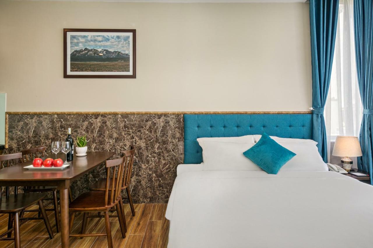 Celina Hotel & Apartment Da Nang Exterior photo