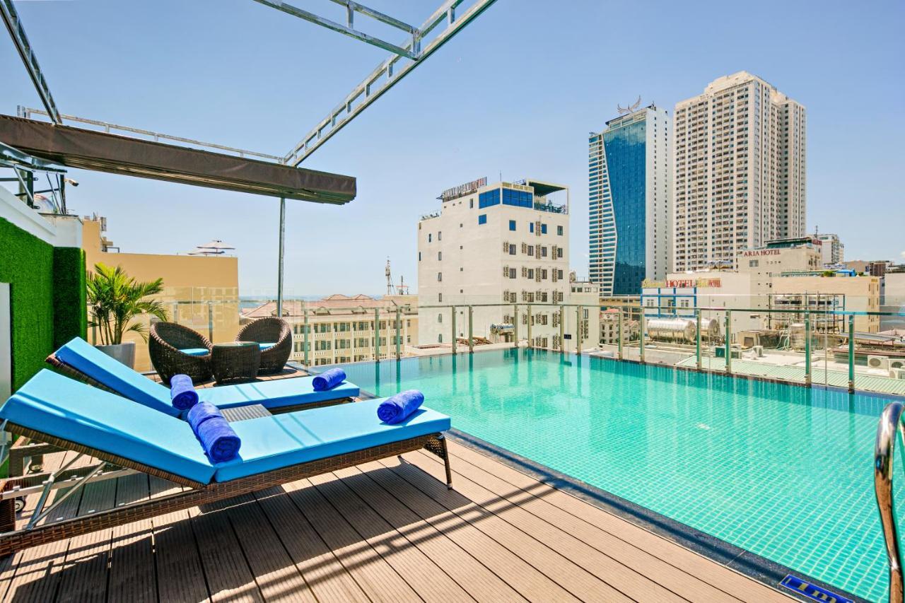 Celina Hotel & Apartment Da Nang Exterior photo